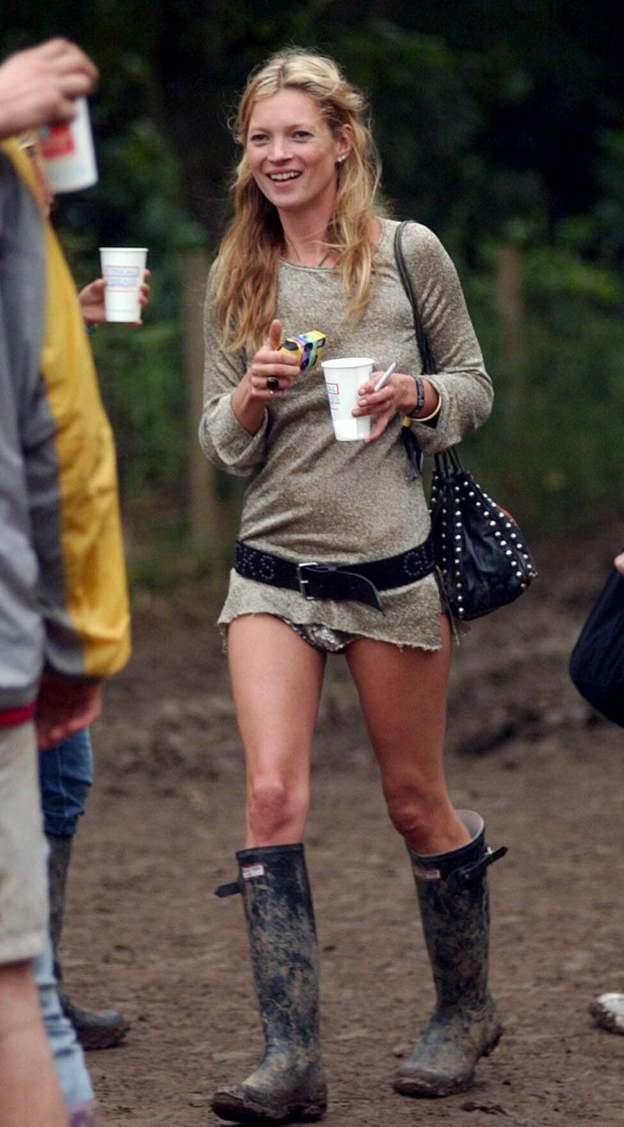 Mandatory Credit: Photo by Anthony Devlin / Rex Features ( 527591a ) Kate Moss GLASTONBURY FESTIVAL, BRITAIN - 25 JUN 2005