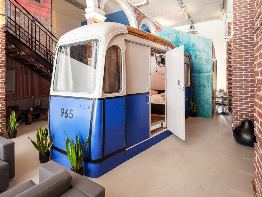 hotel-not-hotel-tram