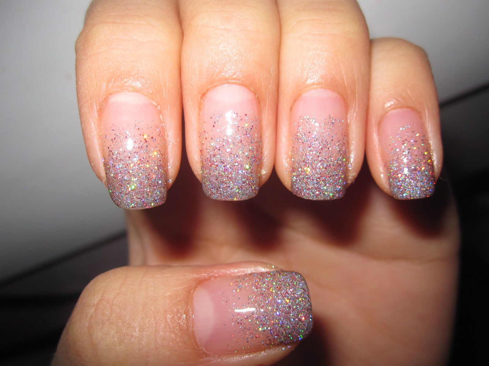 How to Use Glitter and Rhinestones for Nail Art - wide 6