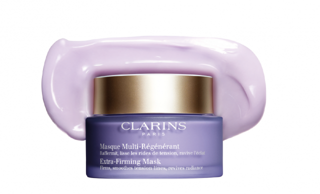 Masque Multi-Régénérant Clarins unisce l'effetto rilassante a quello anti-età.