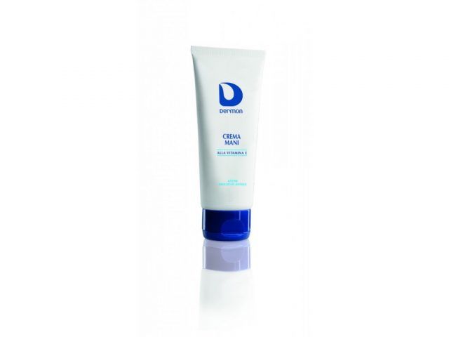Dermon Crema Mani è ricca di Vitamina E.