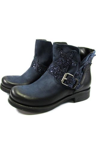 La Mora (119 € - disponibile su Spartoo)