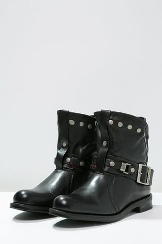 Buffalo (88 €)