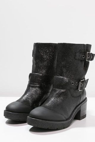 Janet Sport (161 € - disponibili su Zalando)