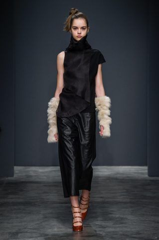 Collezione Morfosis Autunno Inverno 2017/18 di Alessandra Cappiello.