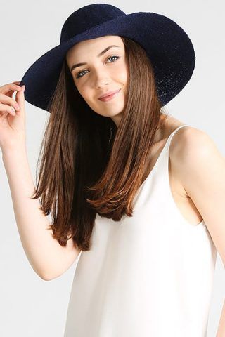 Cappello di Benetton (30 €)