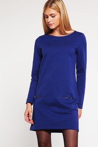 Mini dress di Benetton (40 €)