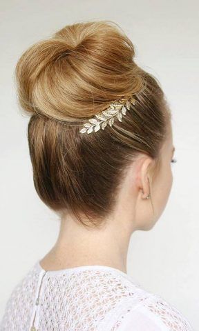 Raccolto in uno chignon