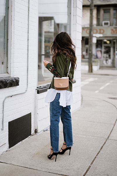 Giacca militare, denim e pumps - Dal blog Not your Standard