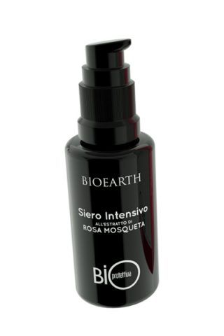 Siero Intensivo alla rosa mosqueta di Bioearth (25,99 €)