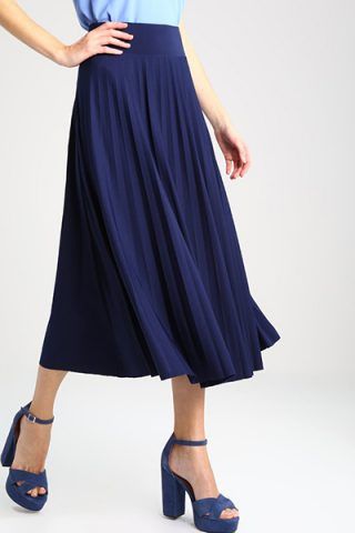 Gonna plissettata di Anna Field (disponibile su Zalando - 40 €)