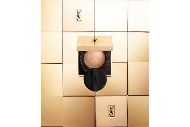 Touche eclat cushion YsL- Le stesse caratteristiche del Touche Eclat fluido in versione cushion