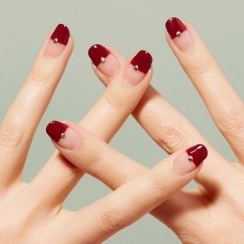 Manicure bordeaux