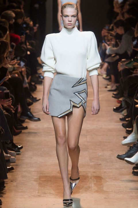 Paris Fashion Week, le spalline anni Ottanta di Mugler