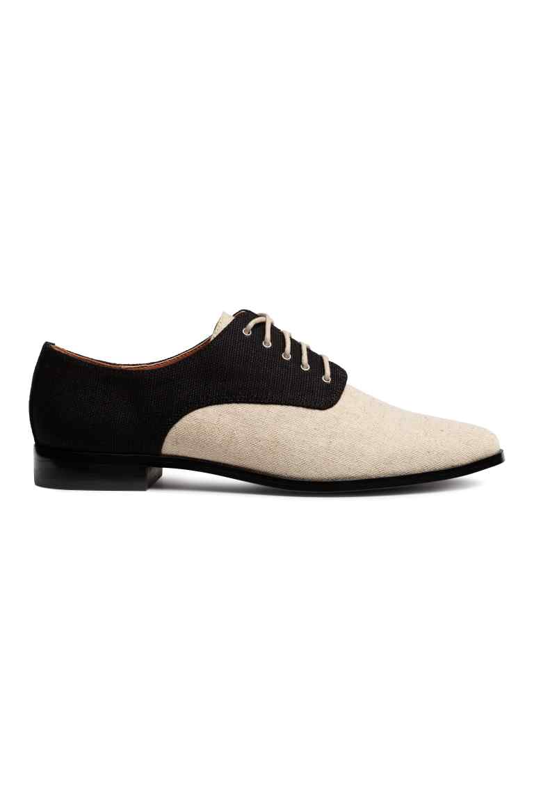 Scarpe stringate H&M, Oxford in tela, 29.99 euro