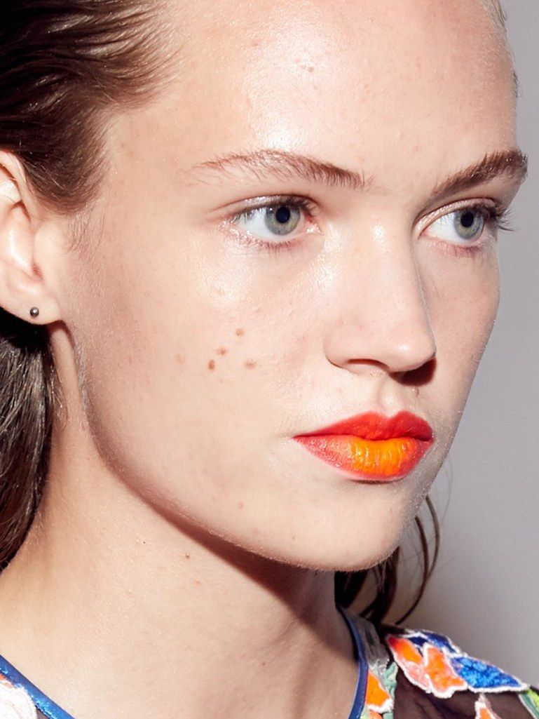 Make up labbra primavera-estate 2017, arancione