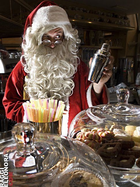 Babbo Natale potrebbe prepararmi un drink per la vigilia!