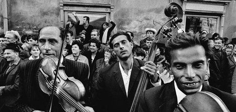 PAC di Milano, Zingari di Josef Koudelka