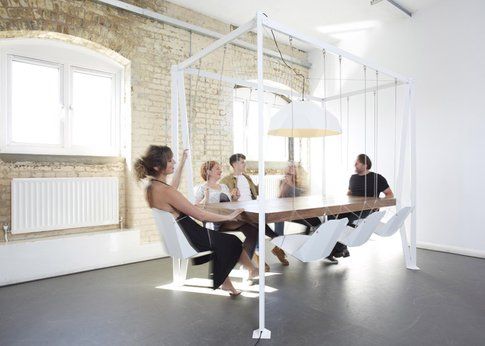 Swing Table di Duffy London