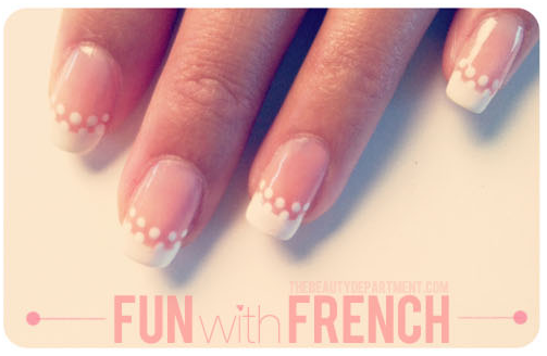 Nail art passo passo: french con decorazioni