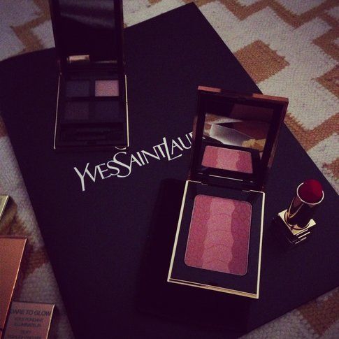 Palette viso con Blush e terra compatta YSL