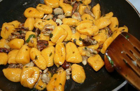 gnocchi saltati in padella con i porcini