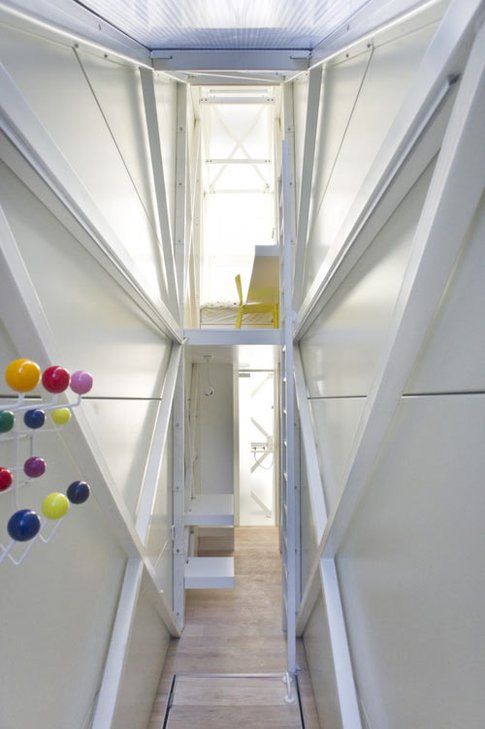 Casa Keret - tra il bagno e la camera da letto