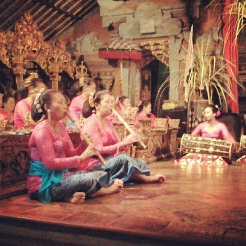 Bali dance