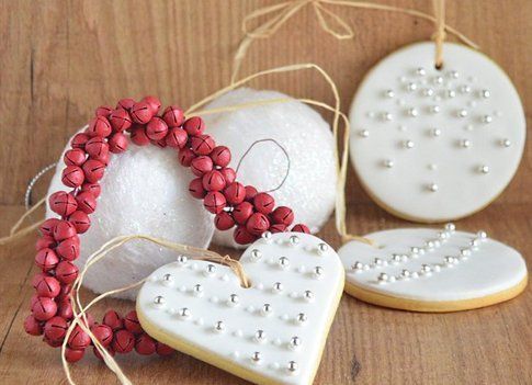 biscotti di natale decorati con pasta di zucchero, creazione e foto di Simona Mirto