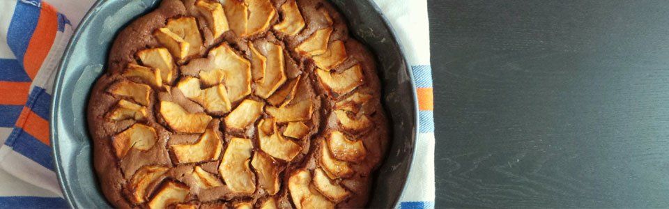 Torta alle mele e cioccolato: una ricetta da coccole invernali