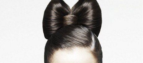 San Valentino: uno chignon a fiocco per i tuoi capelli