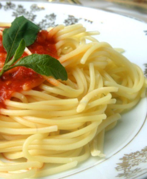 Spaghetti peperoncino e basilico