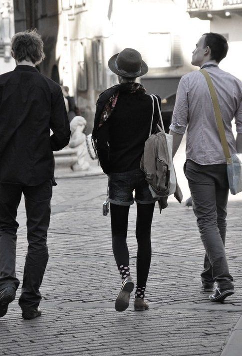 Fotografia di strada: ragazzi a Bergamo ©marziakeller