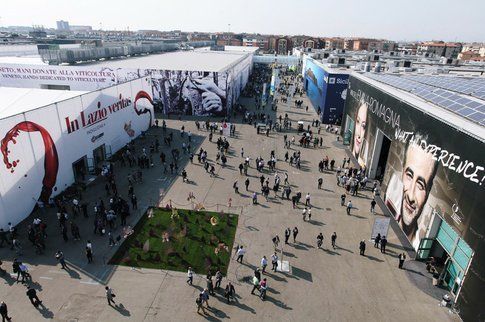 I padiglioni della fiera Vinitaly (credits photo sito Vinitaly)