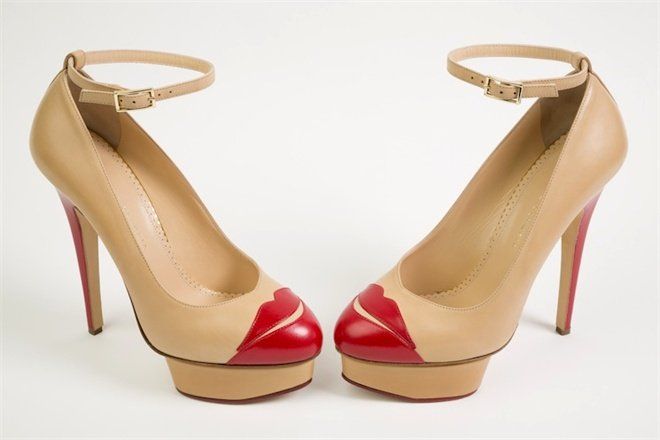 Kiss me Dolores Charlotte Olympia