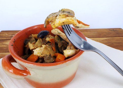 forchettata dei tocchetti di pollo con i funghi