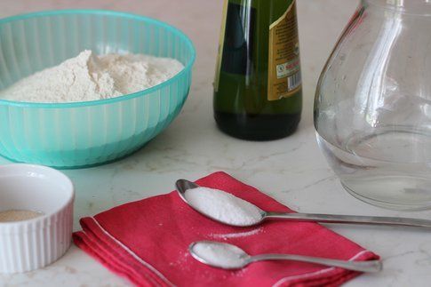 gli ingredienti base della focaccia