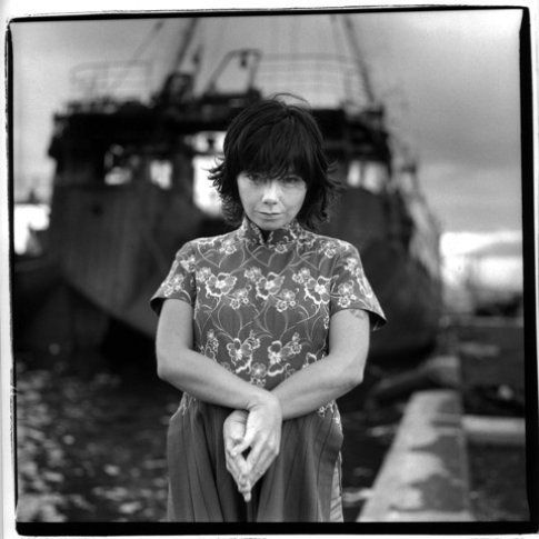 Björk - foto di renaud monfourny concessa da ufficio stampa ONO Arte