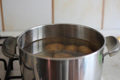 tutorial gnocchi senza uova: fase 1