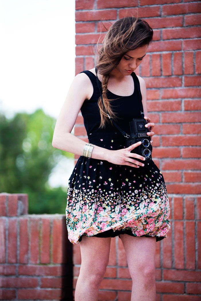 Black dress with flower AngelEye London PH Ennio Tullo