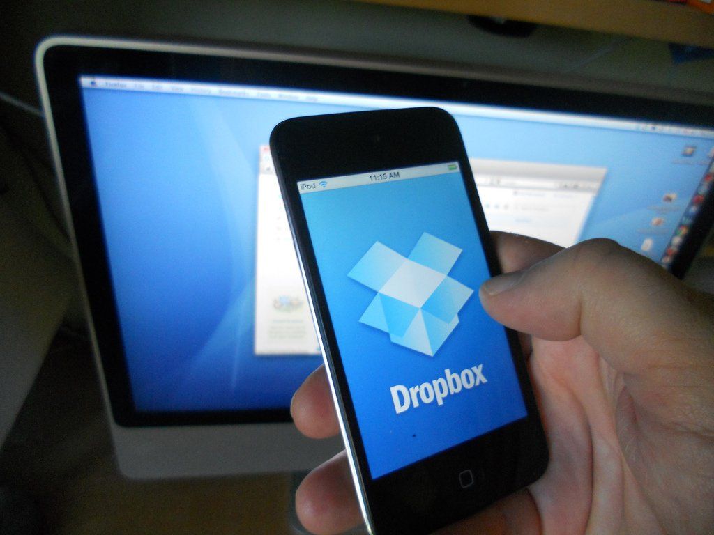 Backup foto: come salvarle in automatico da smartphone su Dropbox