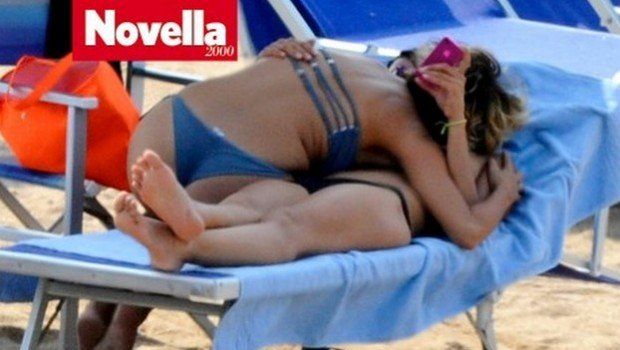 Ambra Angiolini e il bacio lesbo