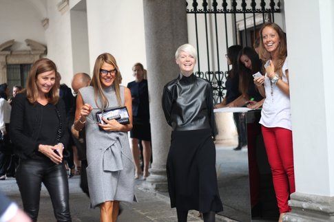 Anna dello Russo dopo la sfilata da Fay