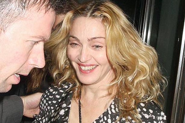 Madonna a letto con Brad Pitt. E’ un sogno
