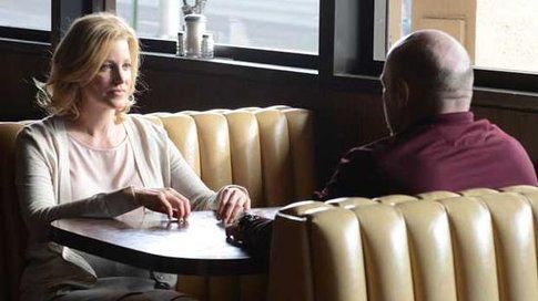 Skyler (Anna Gunn) e Hank (Dean Norris) in Breaking Bad -foto Axn.it