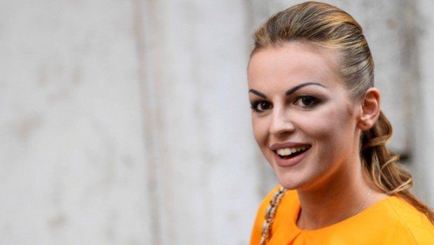 Francesca Pascale racconta la sua storia con Silvio Berlusconi