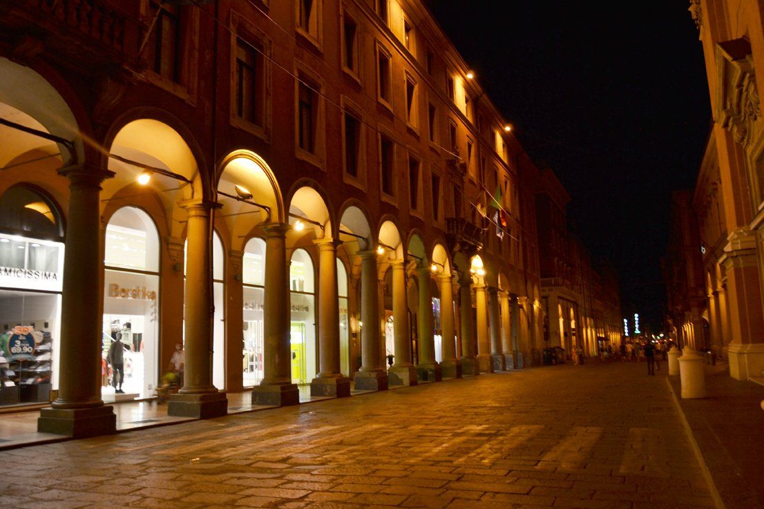 Via dell'Indipendenza Bologna