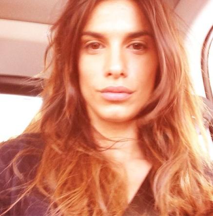 Elisabetta Canalis si spoglia perchè ha la febbre