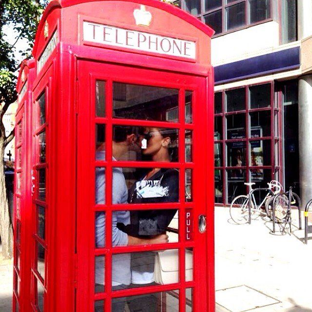 Belen e Stefano in viaggio di nozze a Londra