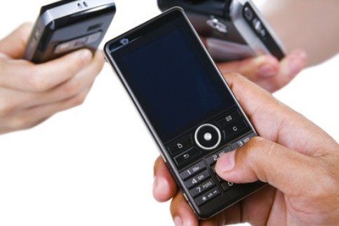 Vivere con lo smartphone. Fonte: gigablast.com